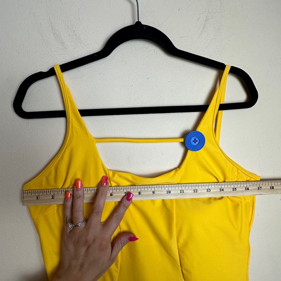 Cupshe Bright Yellow One-Piece Swimsuit NWT Retro Blue Button Cheeky Size XXL - Picture 15 of 16